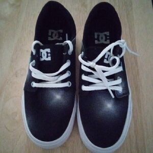 DC Monochrome Casual Shoes